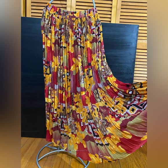 Vintage Acko International: Flowy, crinkled skirt - Picture 6 of 8